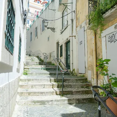 Next To Sao Jorge Castle 아파트 리스본